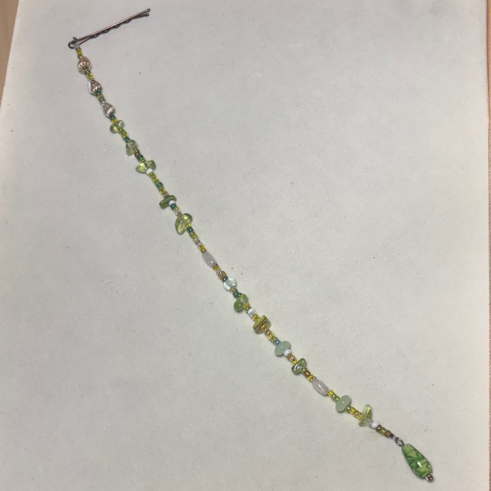 Elegant Green Beaded Hair Accessory